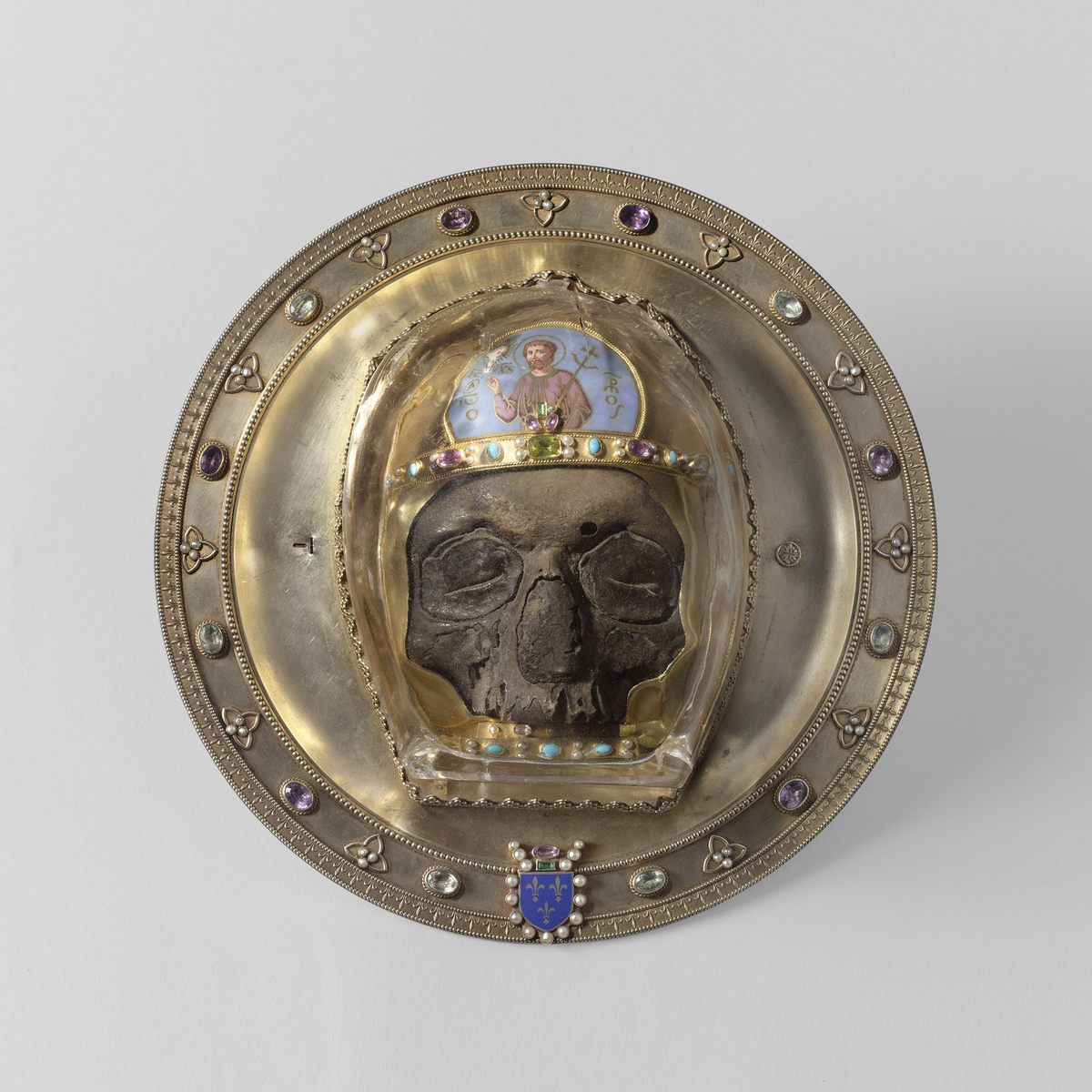 Trésor d'Amiens. Pend-à-col reliquaire du crâne de saint Jean Baptiste