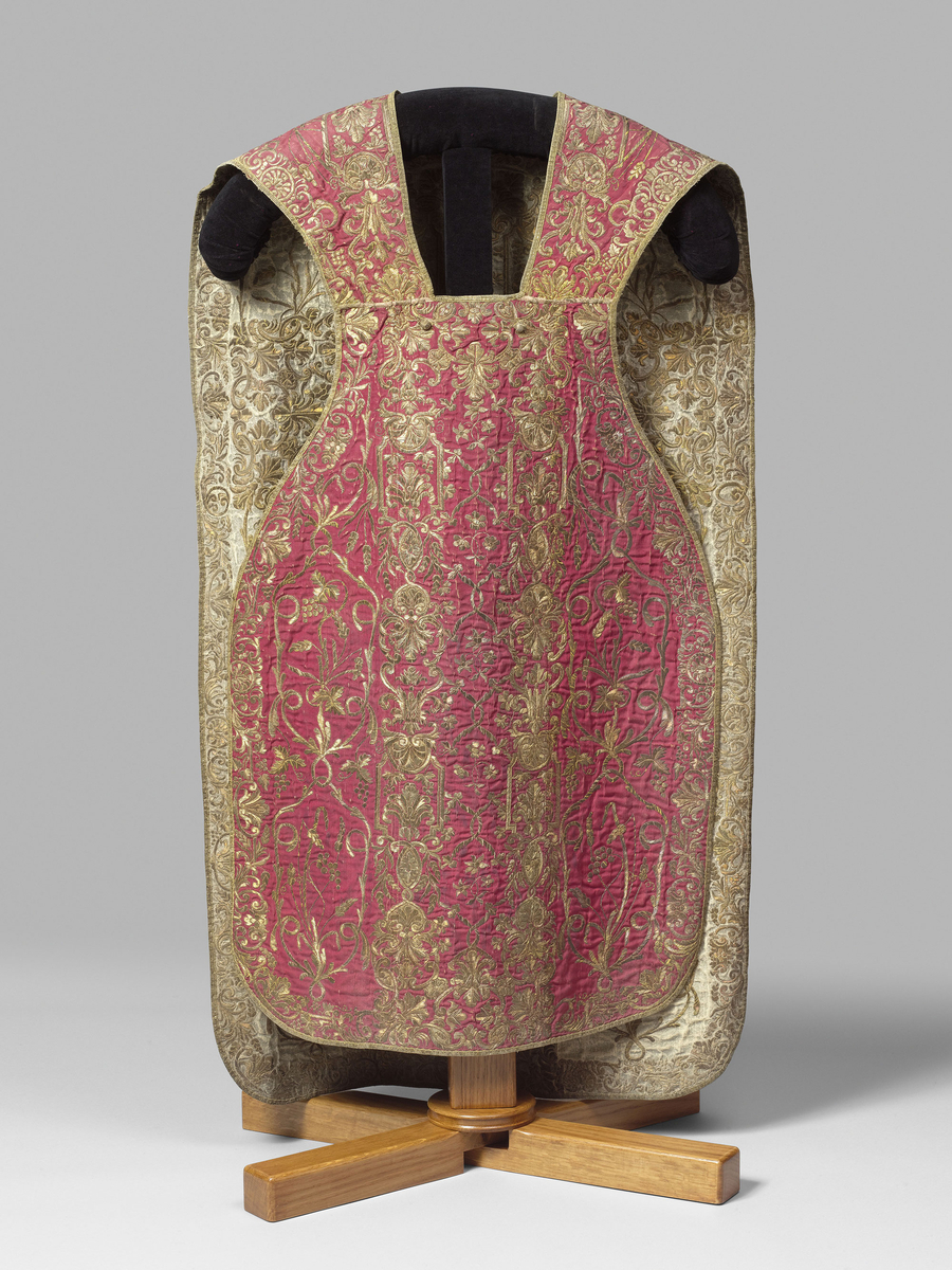 Trésor d'Amiens. Chasuble de Mgr de Machault