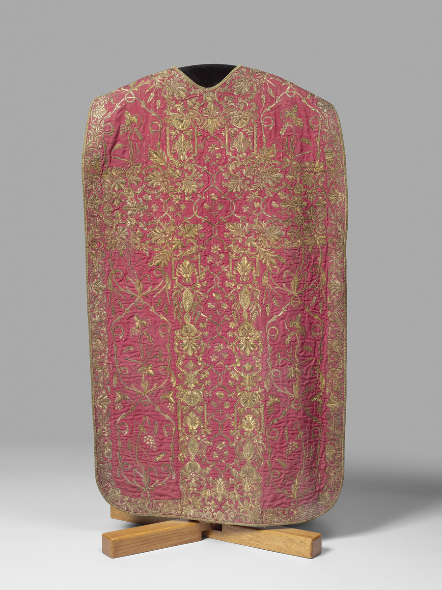 Trésor d'Amiens. Chasuble de Mgr de Machault