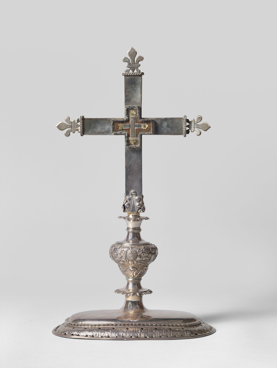 Trésor d'Amiens. Croix-reliquaire de la Vraie Croix